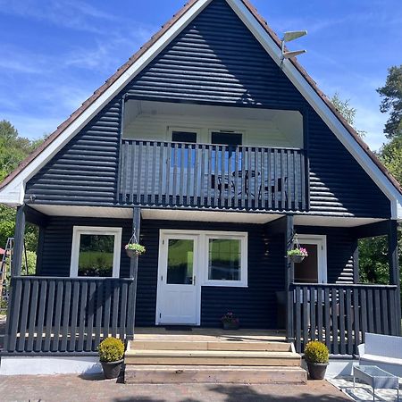 Cosy Lakeside Chalet With Option To Add Private Hot Tub Duneena ภายนอก รูปภาพ